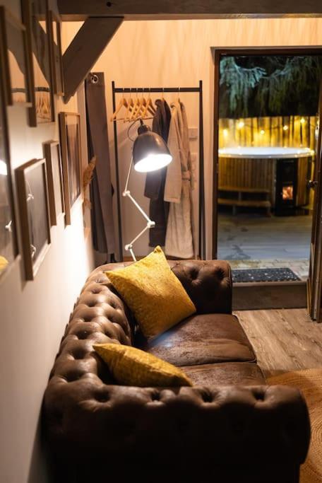 Le Puits Jaune - Gite Nature Et Spa Saint-Denis-le-Thiboult Extérieur photo